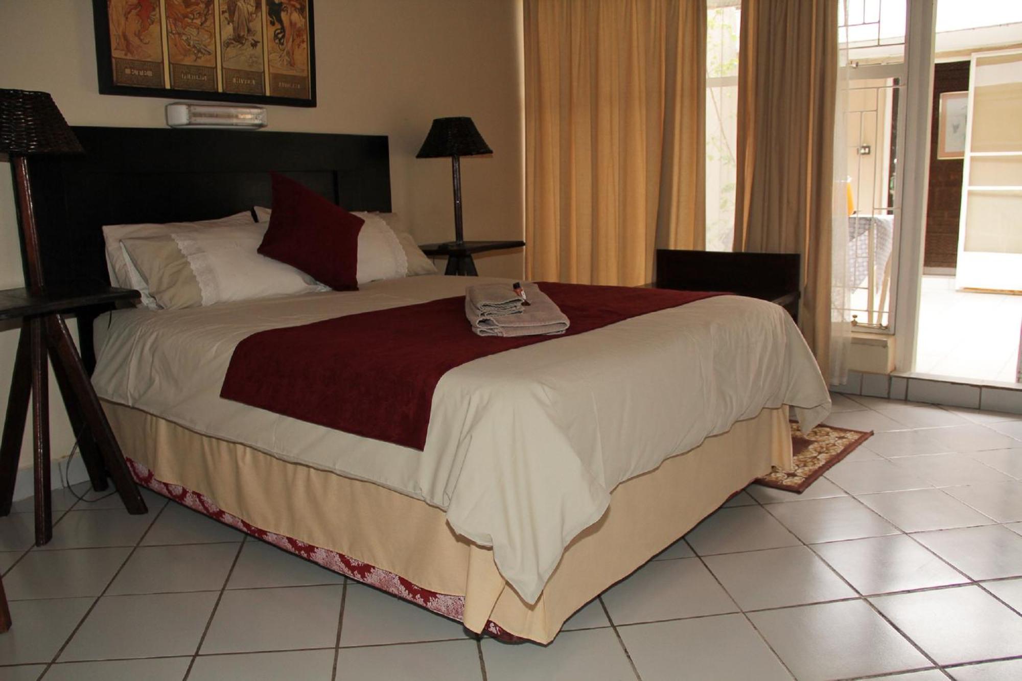 Rustenburg Guesthouse Exterior foto