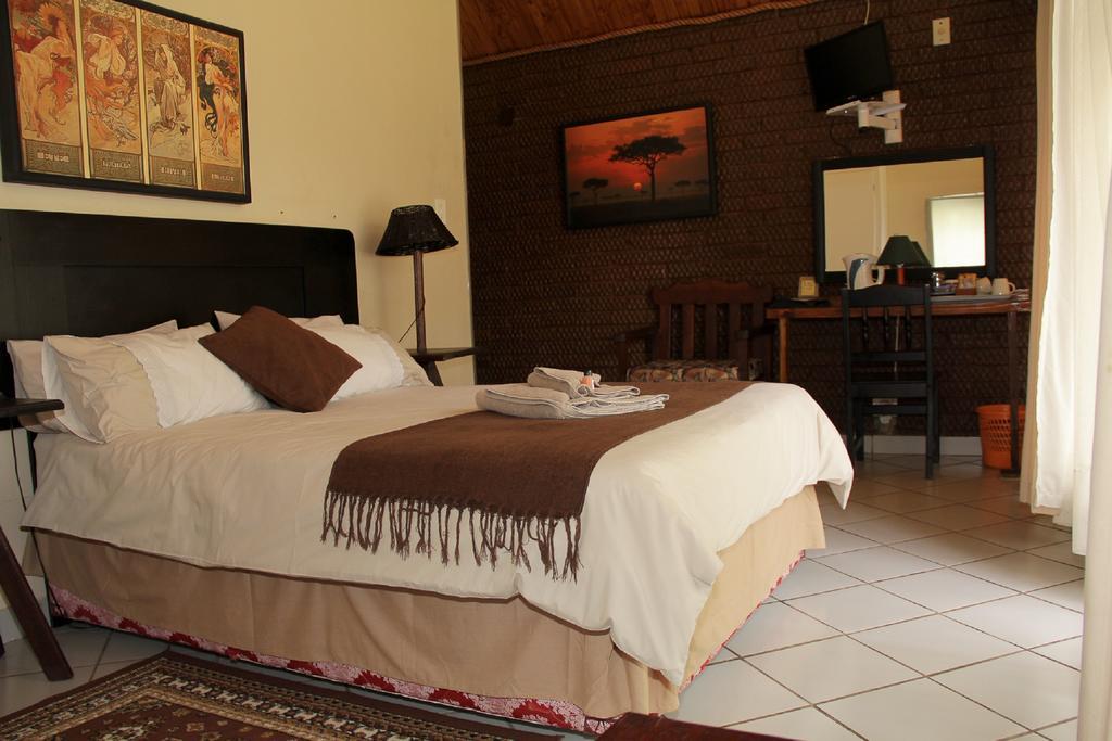 Rustenburg Guesthouse Exterior foto